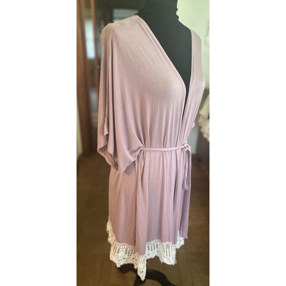 Plum Pretty Sugar Bride/Bridesmaid Robe Hibiscus Sweetheart GRWM Size Small/XS - Picture 3 of 7